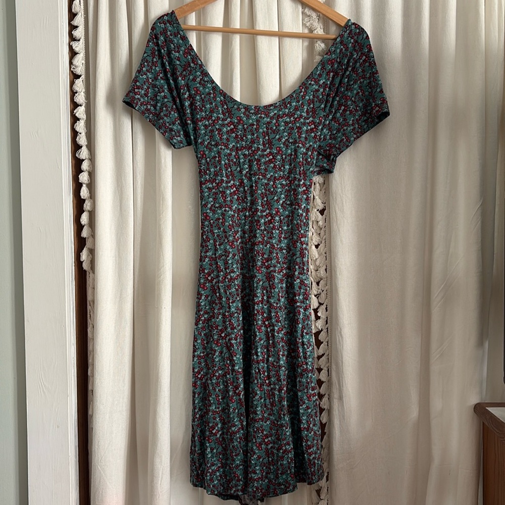 Dharma Imports NWT Fair Trade Floral Keyhole Back Dress Size L